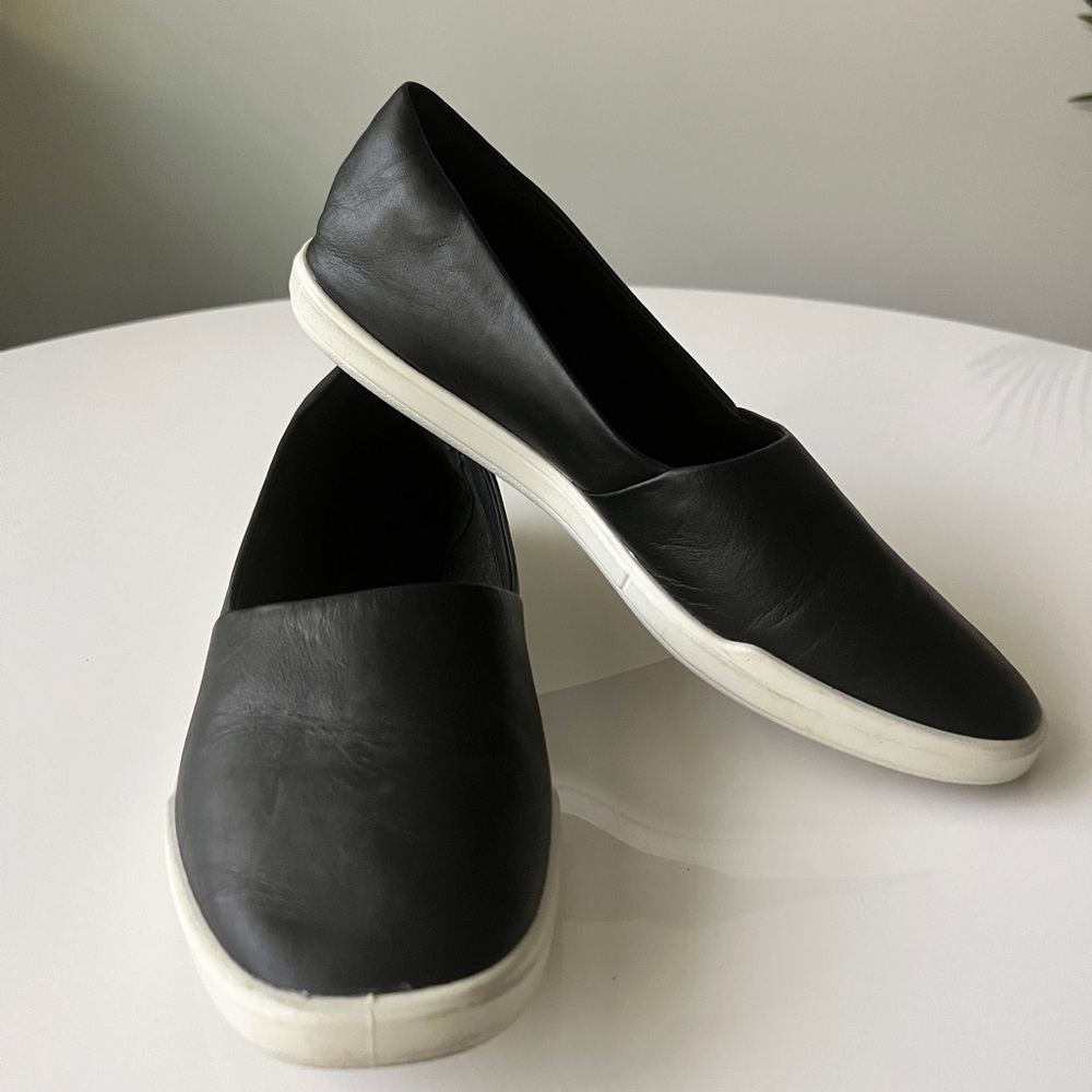 ECCO Simpil Women's Slip-On